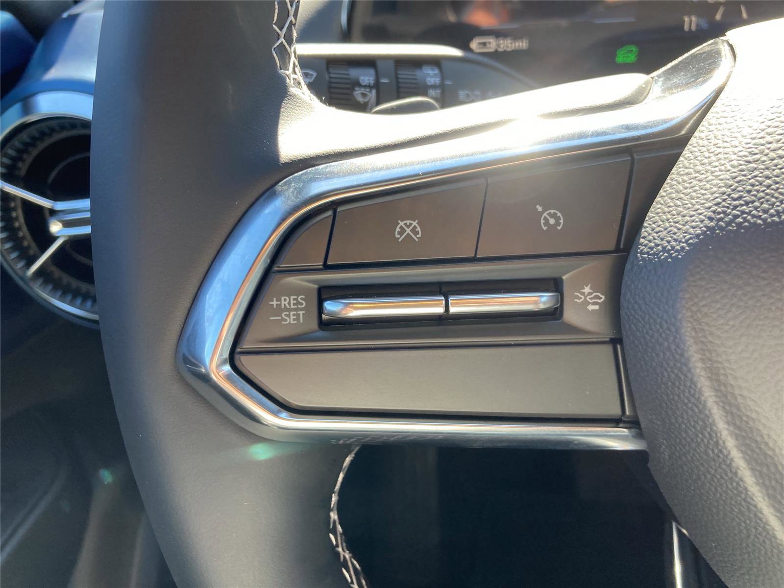 New 2026 Chevrolet Equinox EV LT image 18