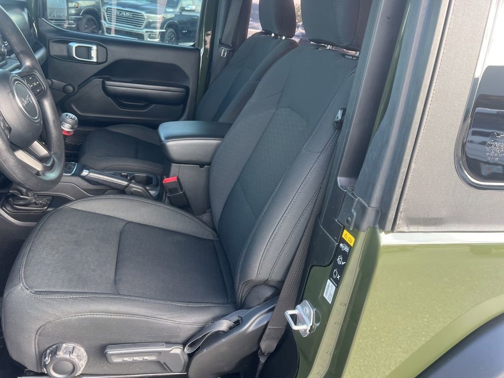 Used 2020 Jeep Wrangler Sport image 26