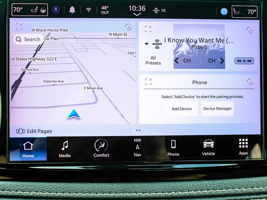 Used 2022 Chrysler Pacifica Touring-L w/ Uconnect Theater Family Group image 18