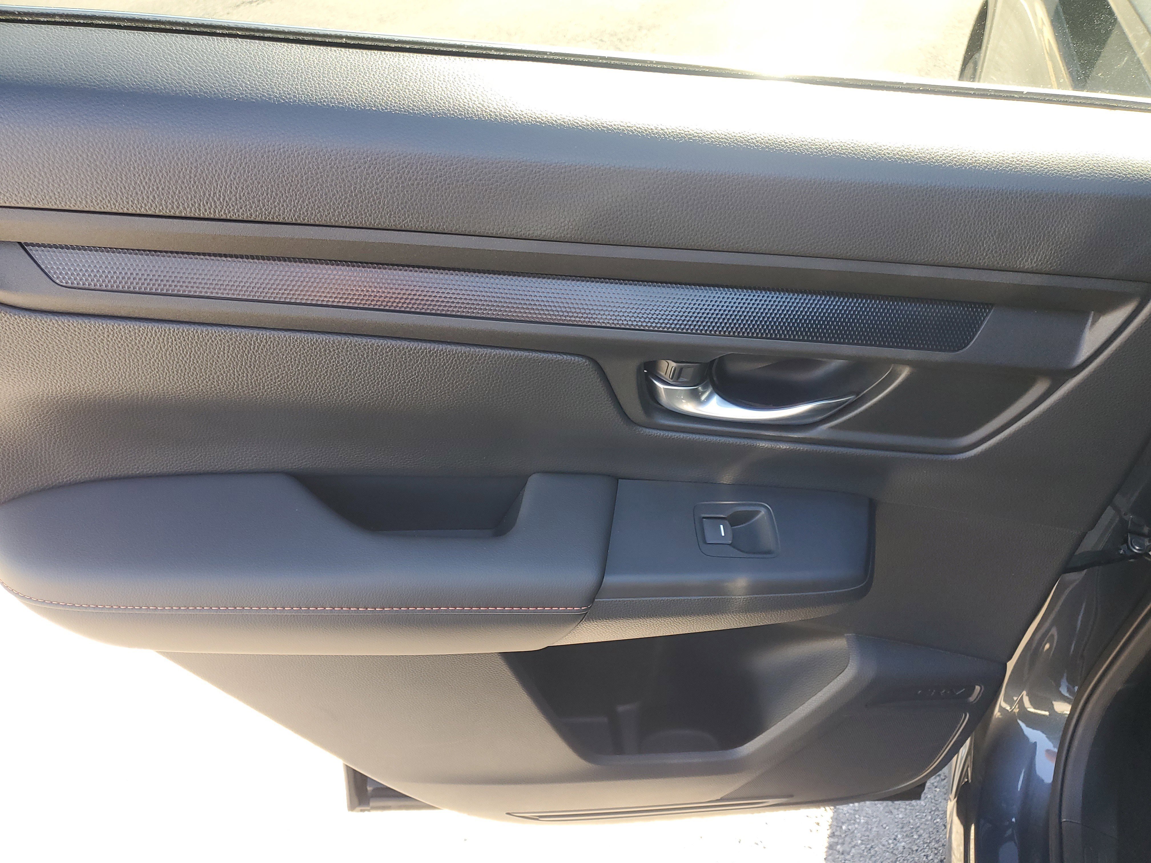 Used 2025 Honda CR-V Sport image 13