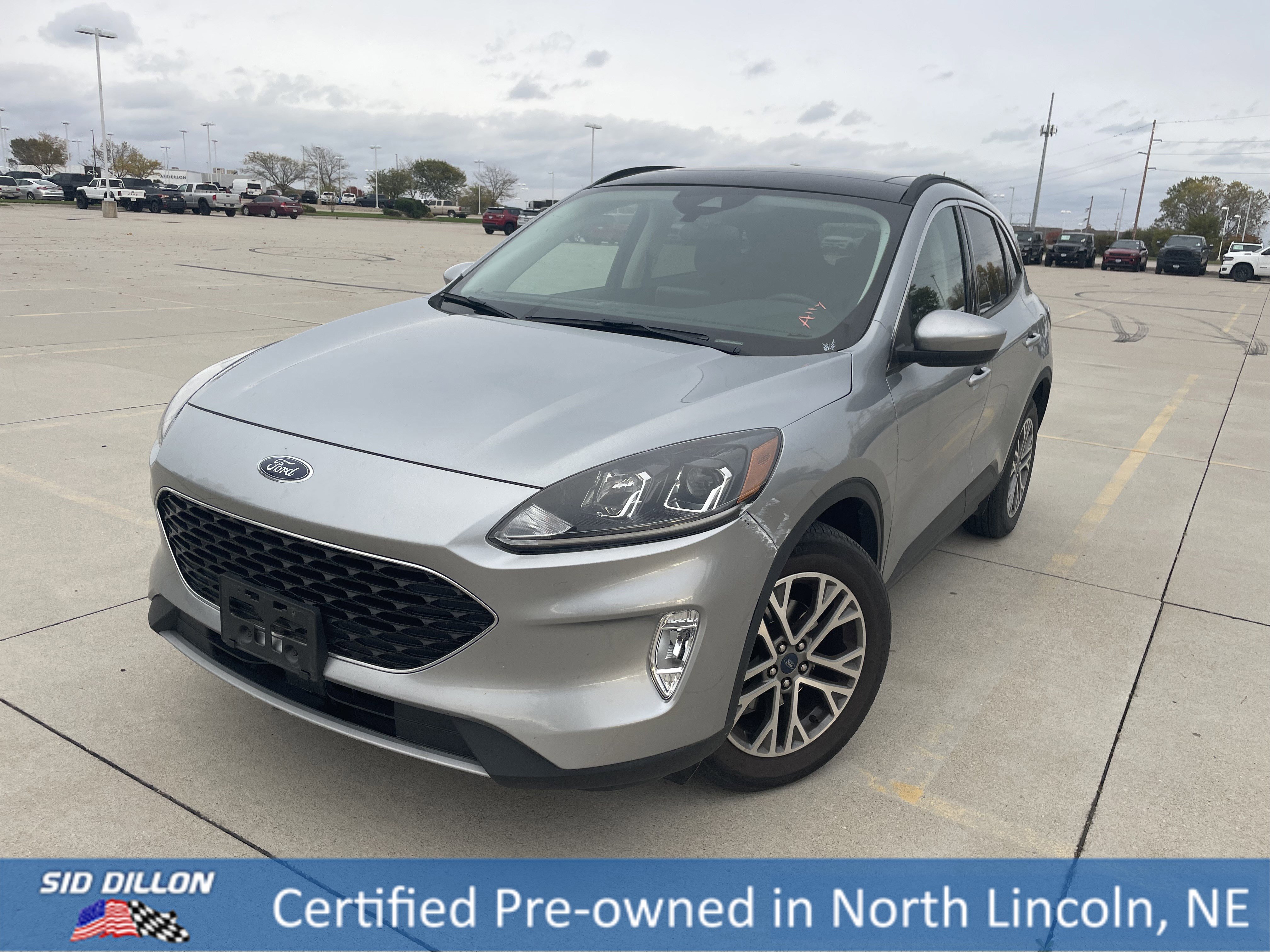 Used 2022 Ford Escape SEL w/ Technology Package image 1