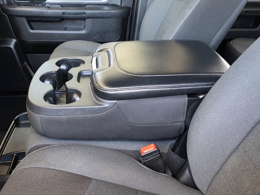 Used 2024 RAM 1500 Classic Warlock RWD image 8