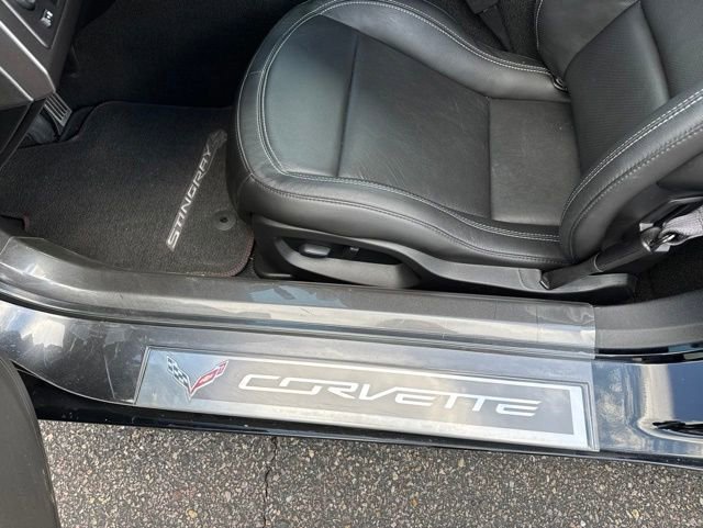 Used 2017 Chevrolet Corvette Stingray Coupe w/ 1LT RWD image 14