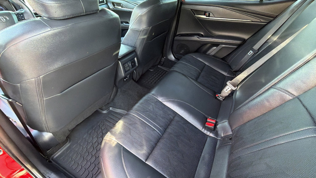 Used 2025 Toyota Camry XSE w/ Premium Package image 24