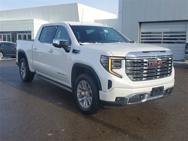 Used 2025 GMC Sierra 1500 Denali w/ Technology Package image 2