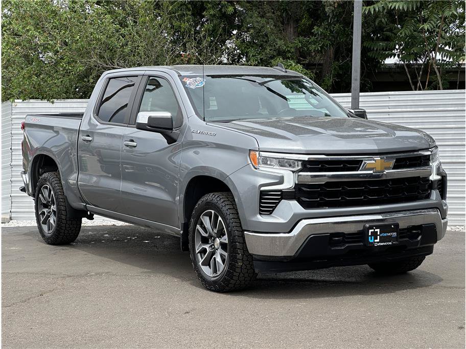 Used 2023 Chevrolet Silverado 1500 LT AWD/4WD image 8