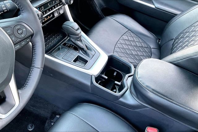 Used 2025 Toyota RAV4 XLE w/ Convenience Package AWD/4WD image 18