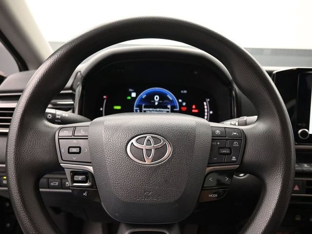 Used 2025 Toyota Camry LE FWD image 19