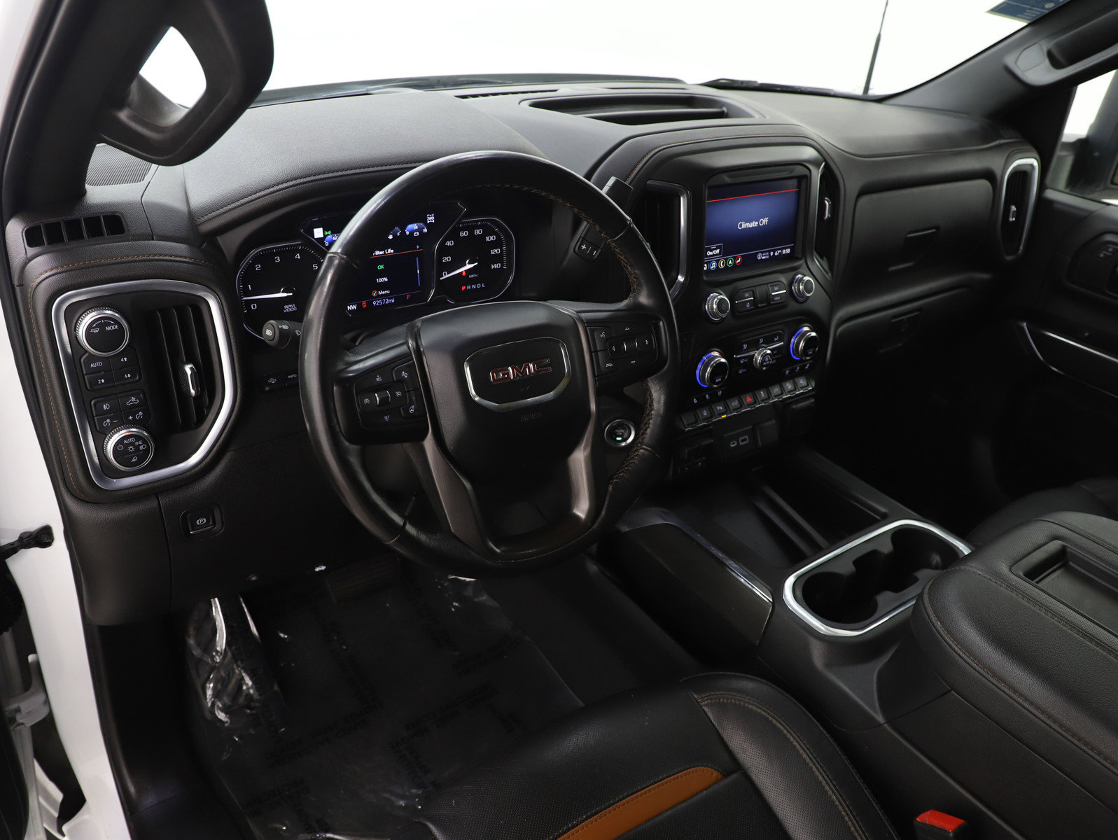 Used 2022 GMC Sierra 3500 AT4 w/ AT4 Premium Plus Package image 26