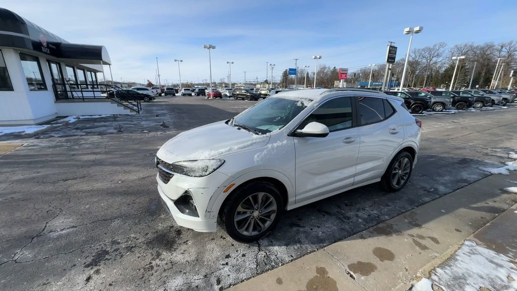 Certified 2022 Buick Encore GX Select w/ Sport Touring Package image 4