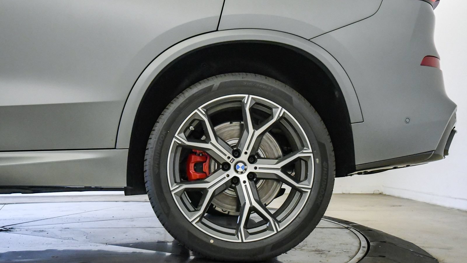New 2026 BMW X5 xDrive50e AWD/4WD image 11