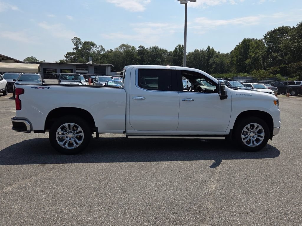 Certified 2025 Chevrolet Silverado 1500 LTZ w/ Technology Package AWD/4WD image 11