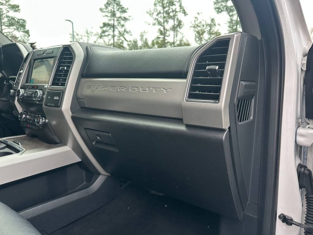 Used 2019 Ford F250 Lariat w/ Lariat Ultimate Package image 39