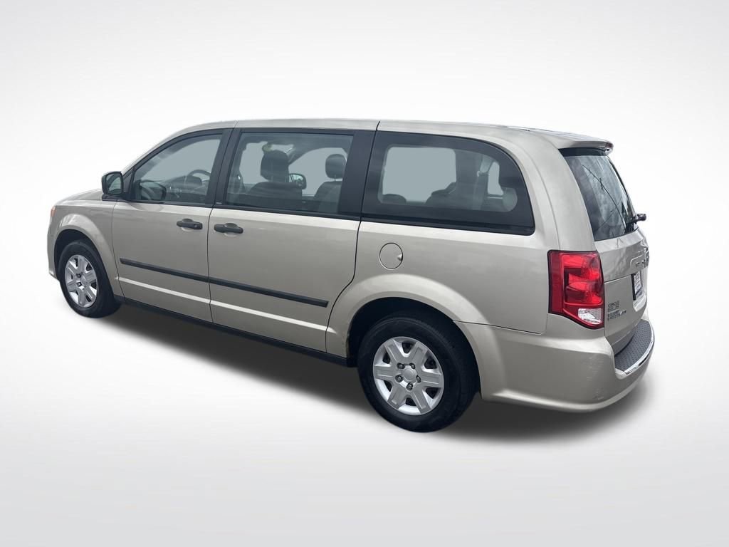 Used 2013 Dodge Grand Caravan American Value Package image 3