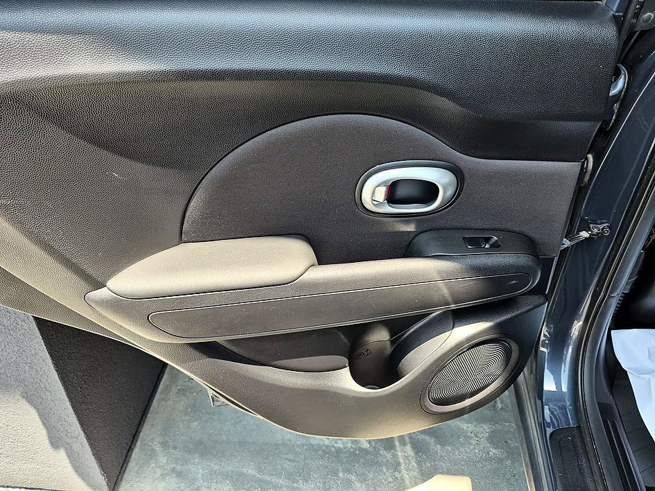 Used 2016 Kia Soul + w/ Eco Package FWD image 26