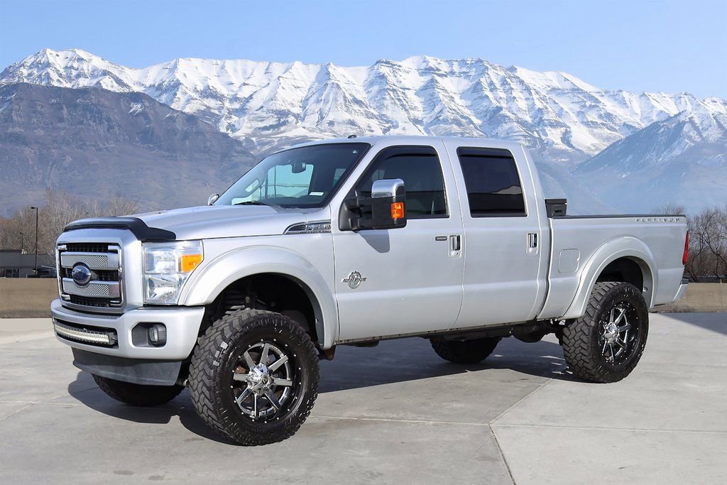 Used 2016 Ford F350 Platinum w/ FX4 Off-Road Package image 2