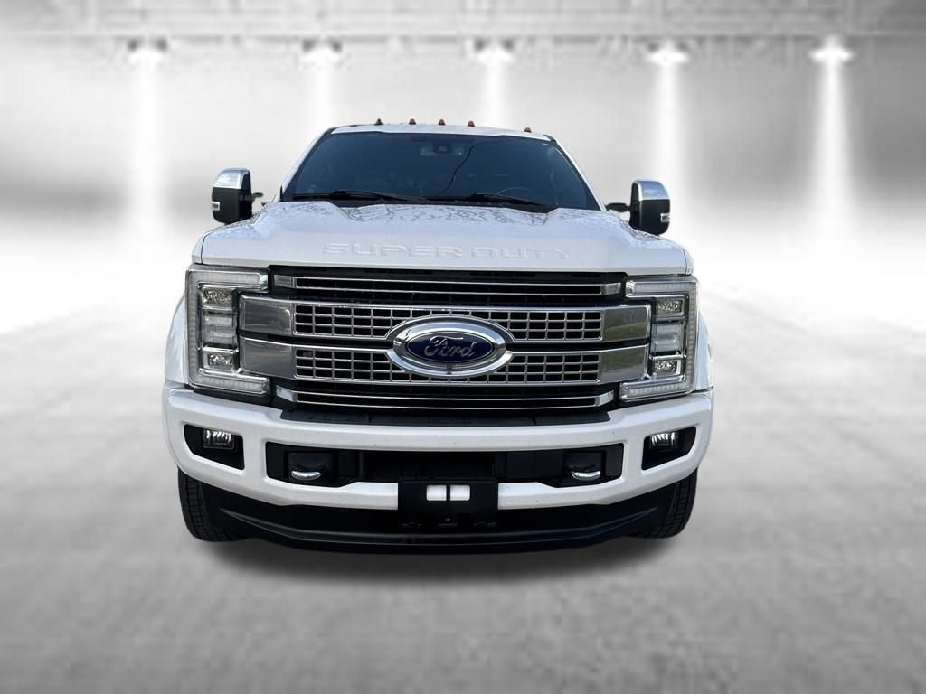 Used 2019 Ford F450 Platinum w/ Platinum Ultimate Package AWD/4WD image 10