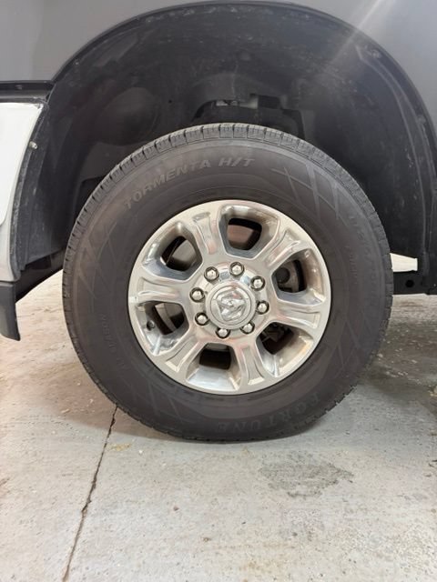 Certified 2024 RAM 2500 Big Horn AWD/4WD image 9