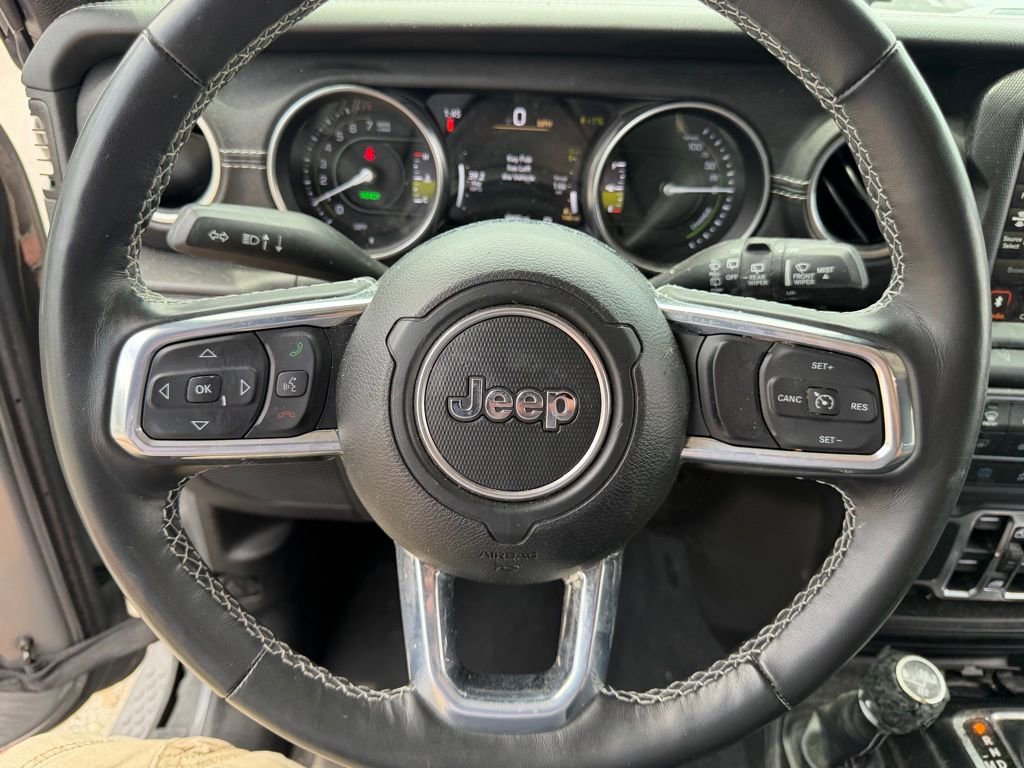 Used 2023 Jeep Wrangler Unlimited Sahara w/ Cold Weather Group AWD/4WD image 25