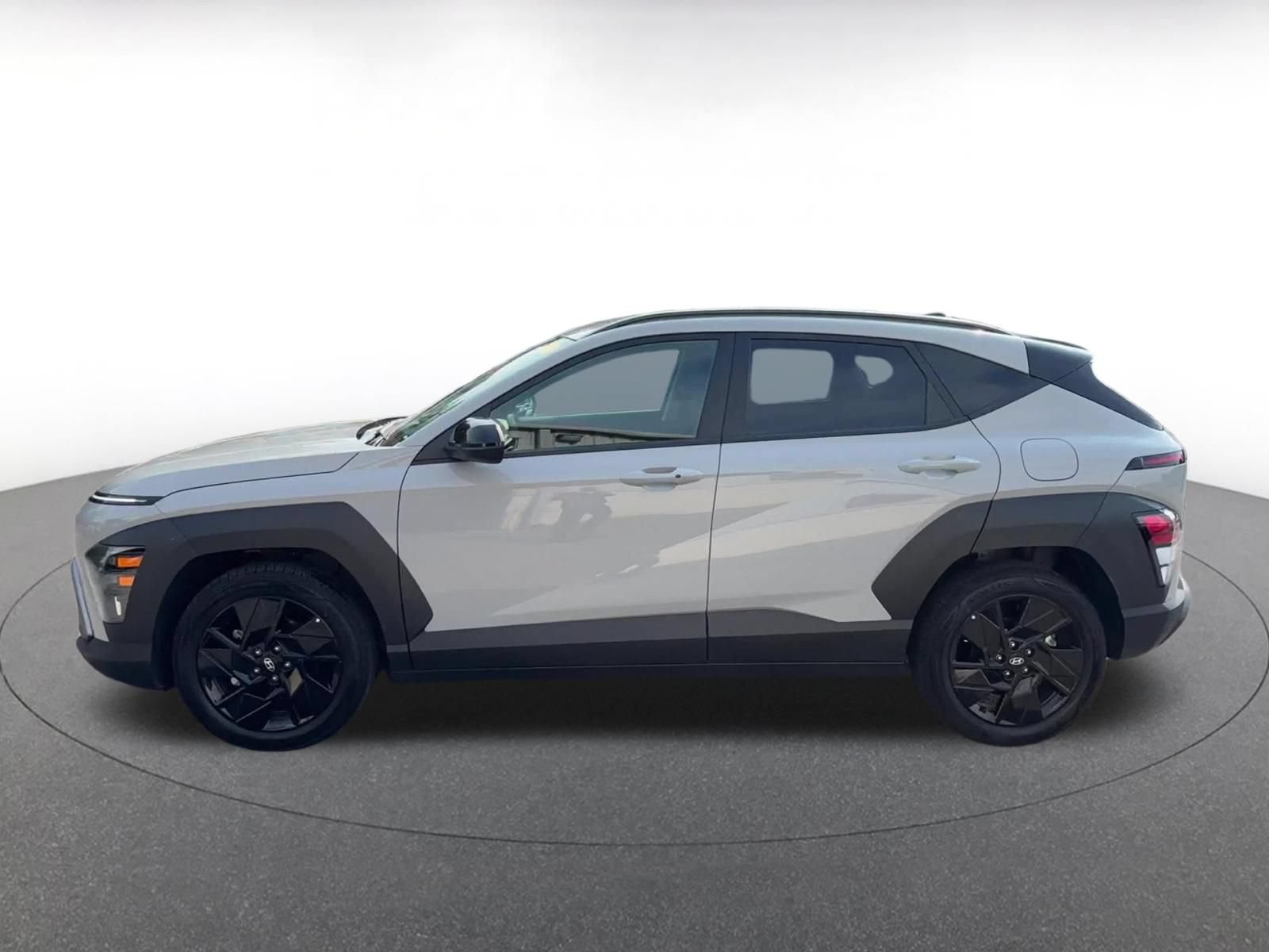 Used 2026 Hyundai Kona SEL Sport FWD image 8