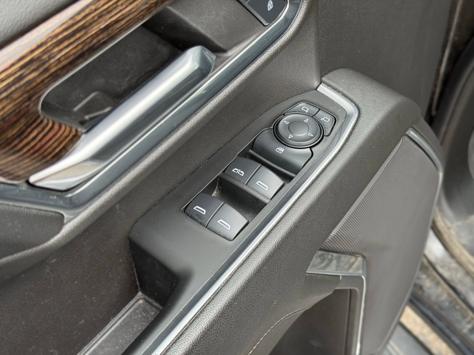 Used 2024 GMC Sierra 2500 SLE AWD/4WD image 13