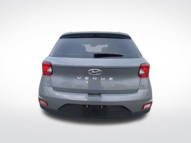 Used 2023 Hyundai Venue SEL image 8