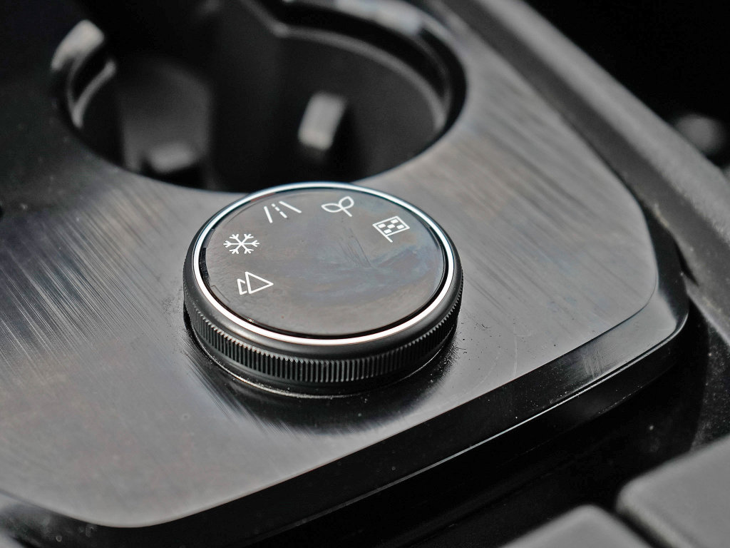 Used 2021 Nissan Rogue SV image 21