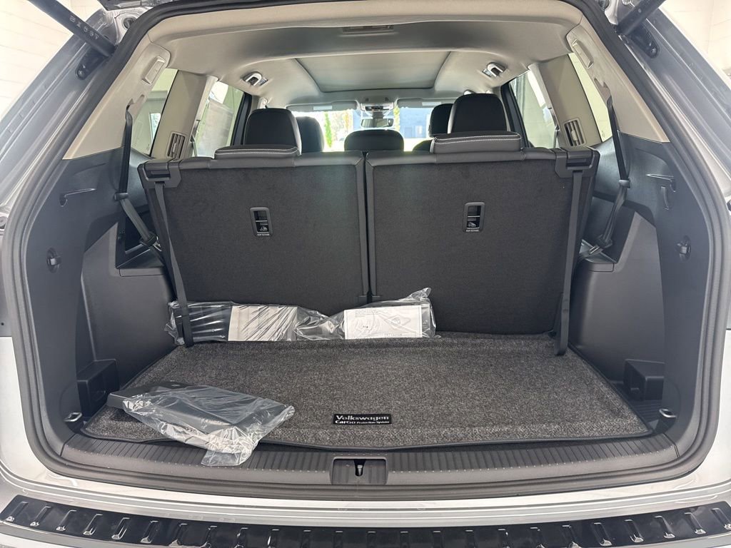 New 2026 Volkswagen Atlas SEL Premium R-Line image 33