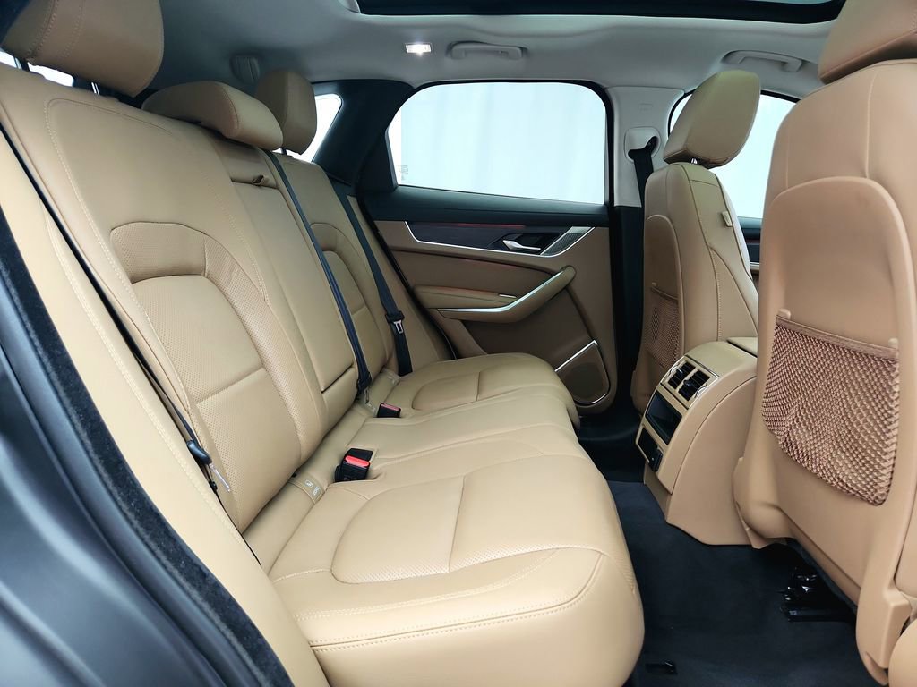 Used 2023 Jaguar F-PACE S image 35