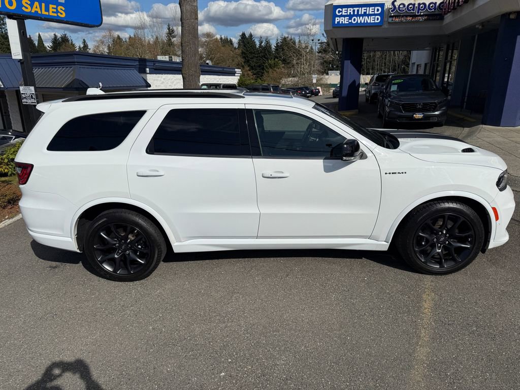 Used 2022 Dodge Durango R/T w/ Tow 'N Go Group image 9