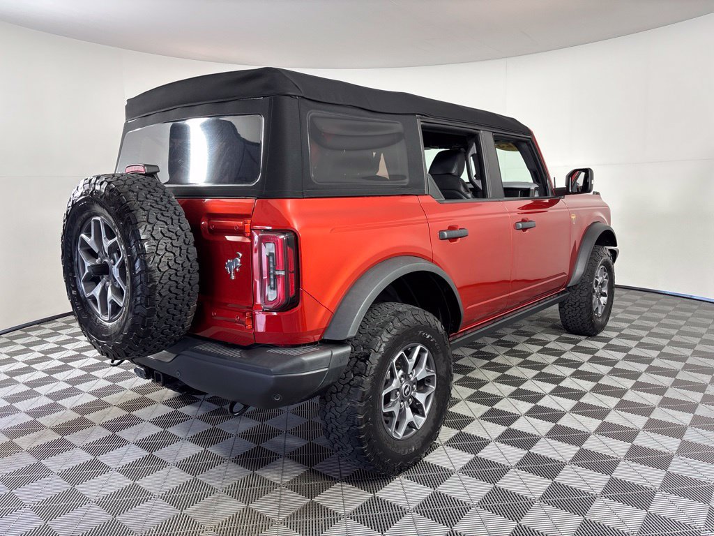 Used 2023 Ford Bronco Badlands AWD/4WD image 17
