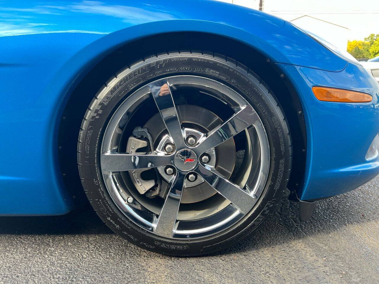 Used 2008 Chevrolet Corvette Coupe w/ Preferred Equipment Group RWD image 24
