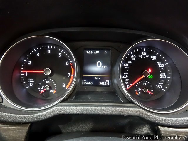 Used 2018 Volkswagen Passat 2.0T SE image 13