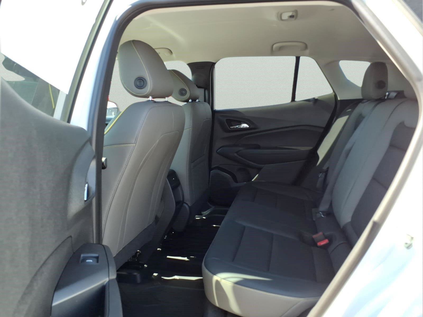 New 2026 Chevrolet Trax ACTIV w/ Driver Confidence Package FWD image 9