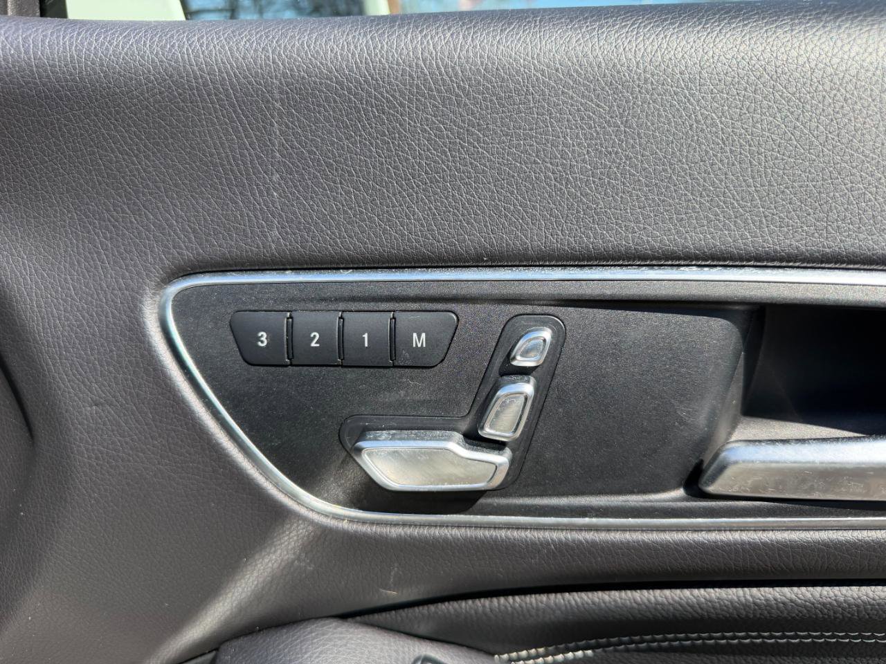 Used 2018 Mercedes-Benz CLA 250 4MATIC image 45