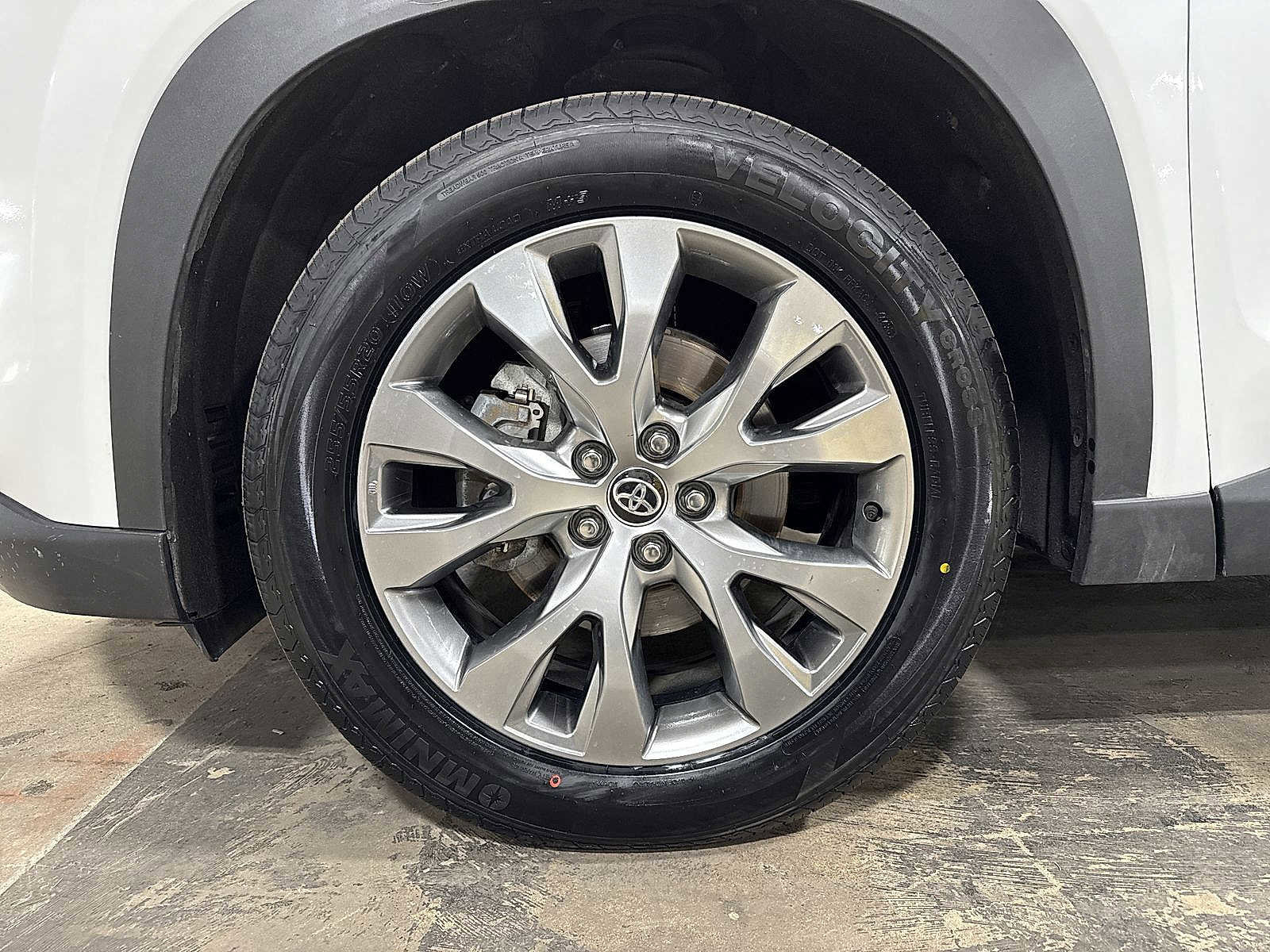 Certified 2024 Toyota Grand Highlander Limited image 10