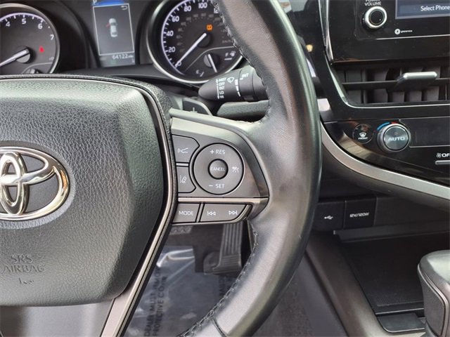 Used 2023 Toyota Camry SE image 17
