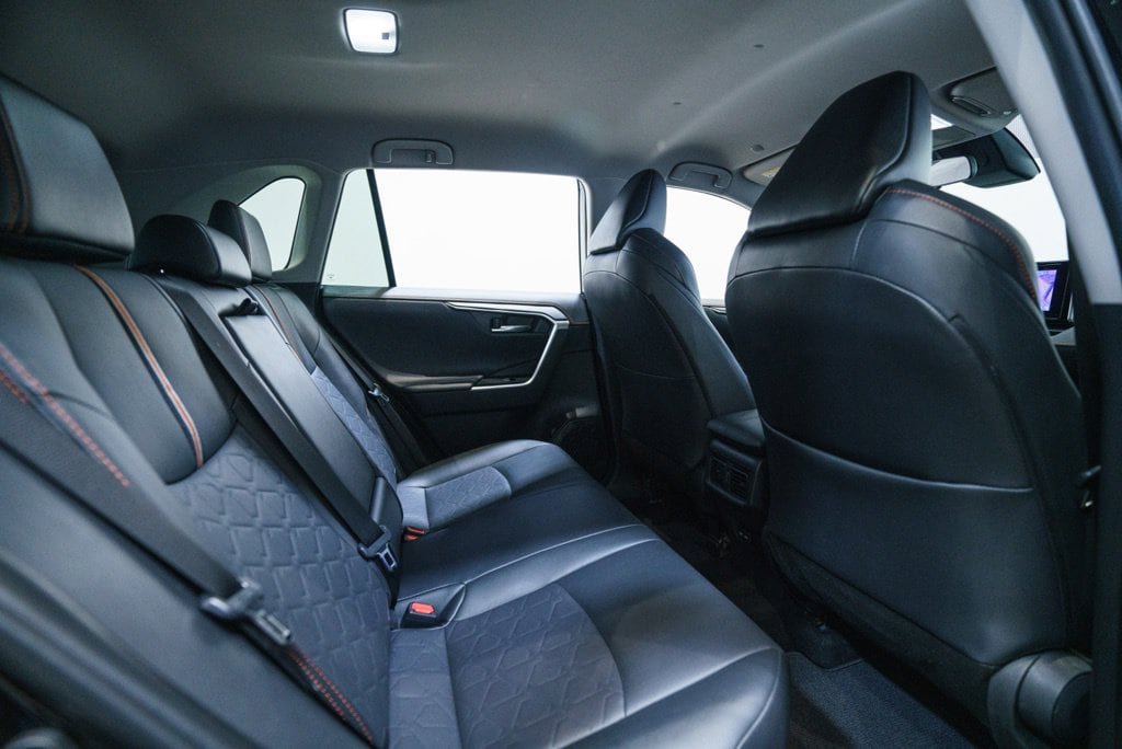 Used 2024 Toyota RAV4 Adventure AWD/4WD image 31