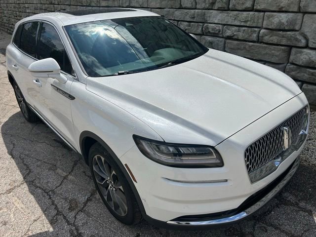 Used 2023 Lincoln Nautilus Reserve w/ Equipment Group 201A AWD/4WD image 7