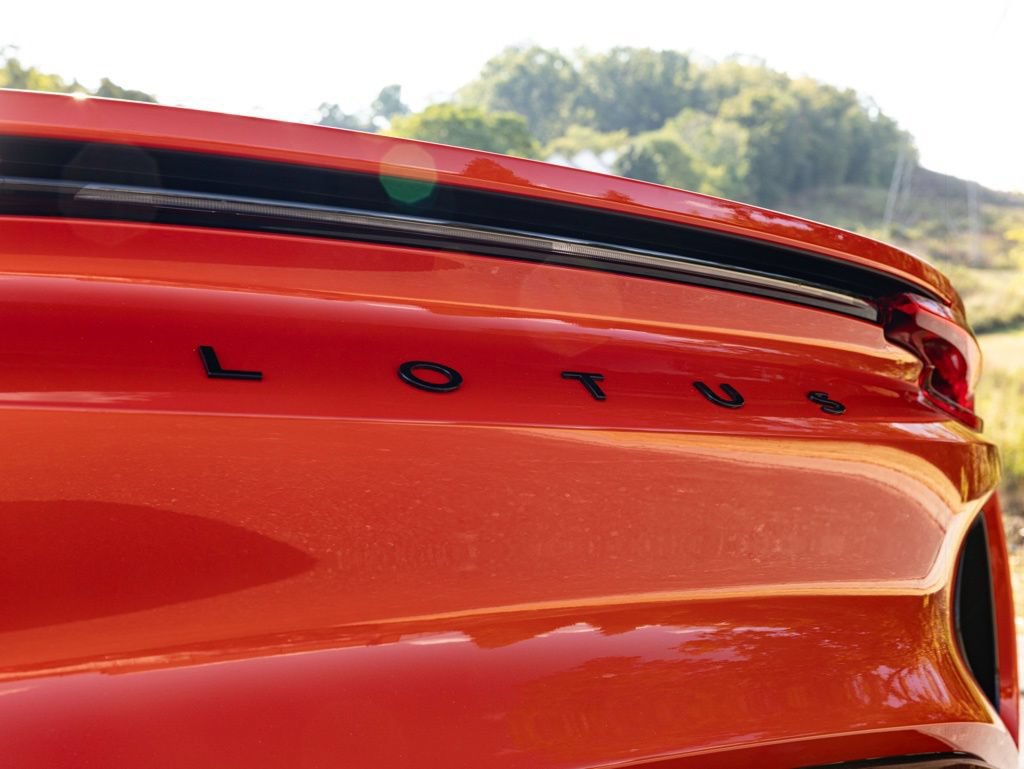 Used 2025 Lotus Emira RWD image 46