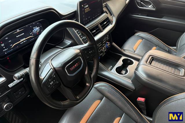 Certified 2024 GMC Yukon XL AT4 w/ AT4 Premium Plus Package AWD/4WD image 10