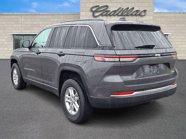 Used 2024 Jeep Grand Cherokee Laredo w/ Luxury Tech Group I image 4