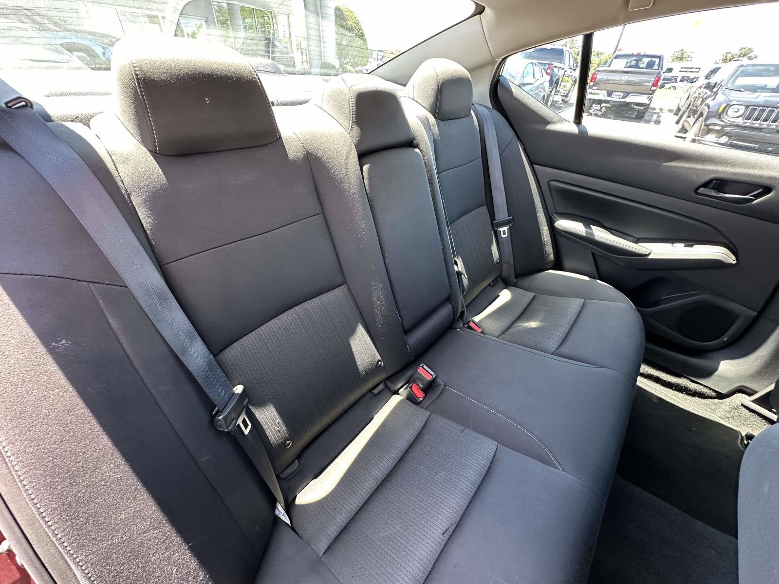 Used 2024 Nissan Altima 2.5 SV FWD image 27