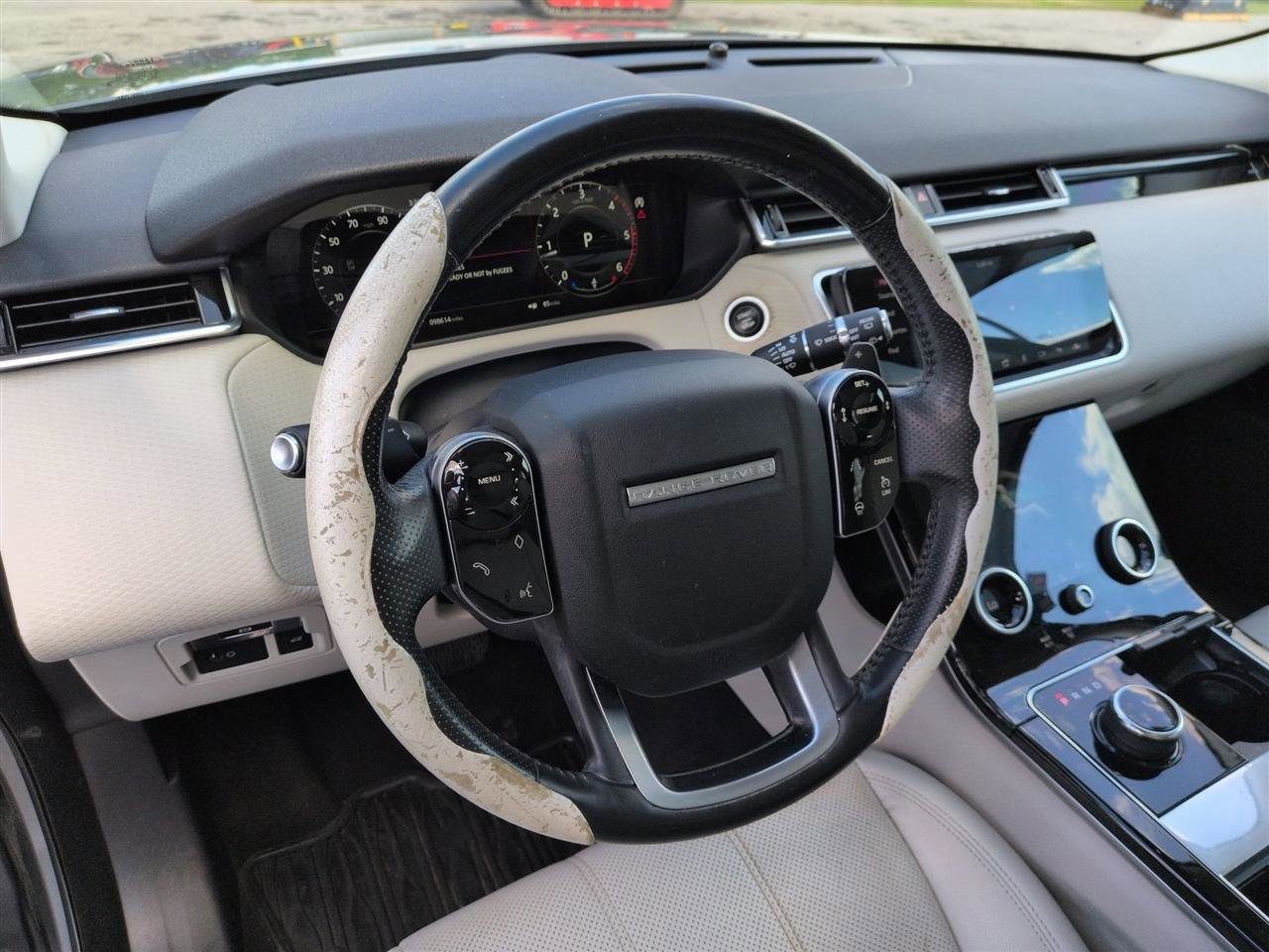Used 2019 Land Rover Range Rover Velar S AWD/4WD image 16