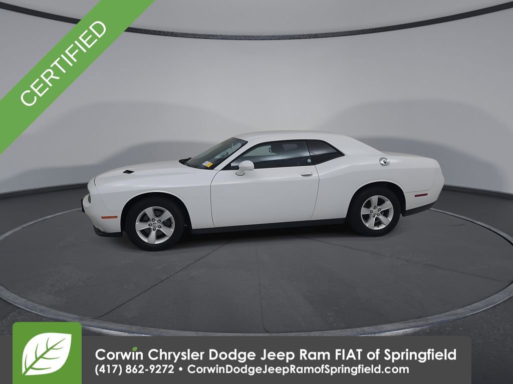 Certified 2016 Dodge Challenger SXT image 8