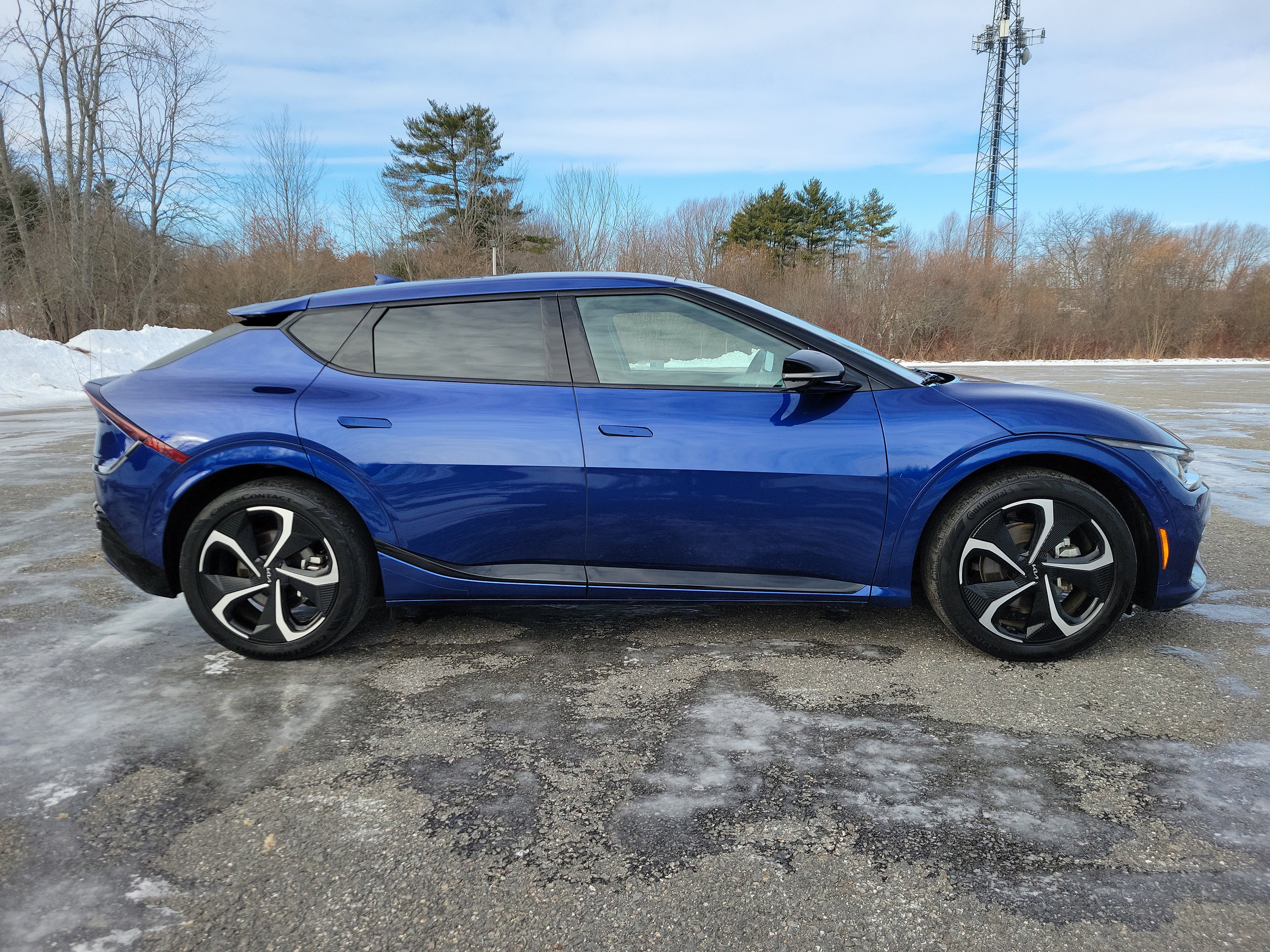Used 2022 Kia EV6 GT-Line w/ GT-Line Suede Seat Package image 4