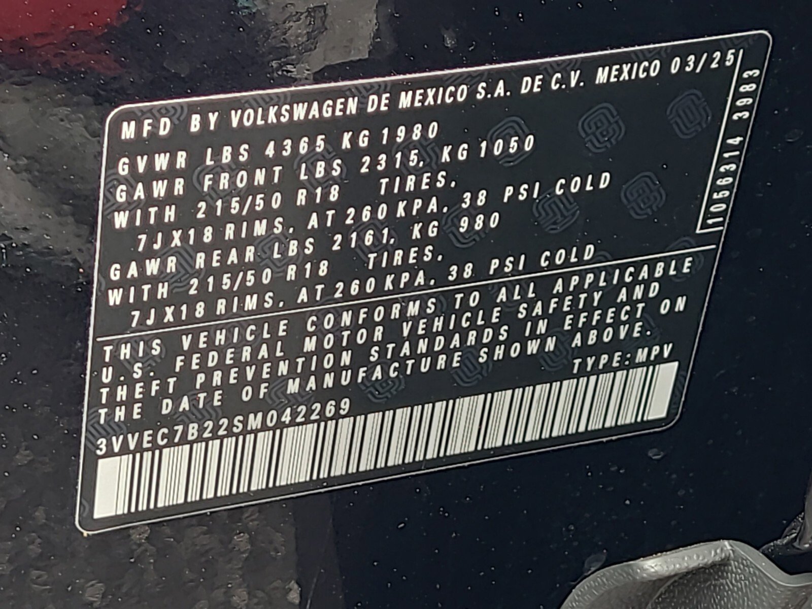 Certified 2025 Volkswagen Taos SE image 31