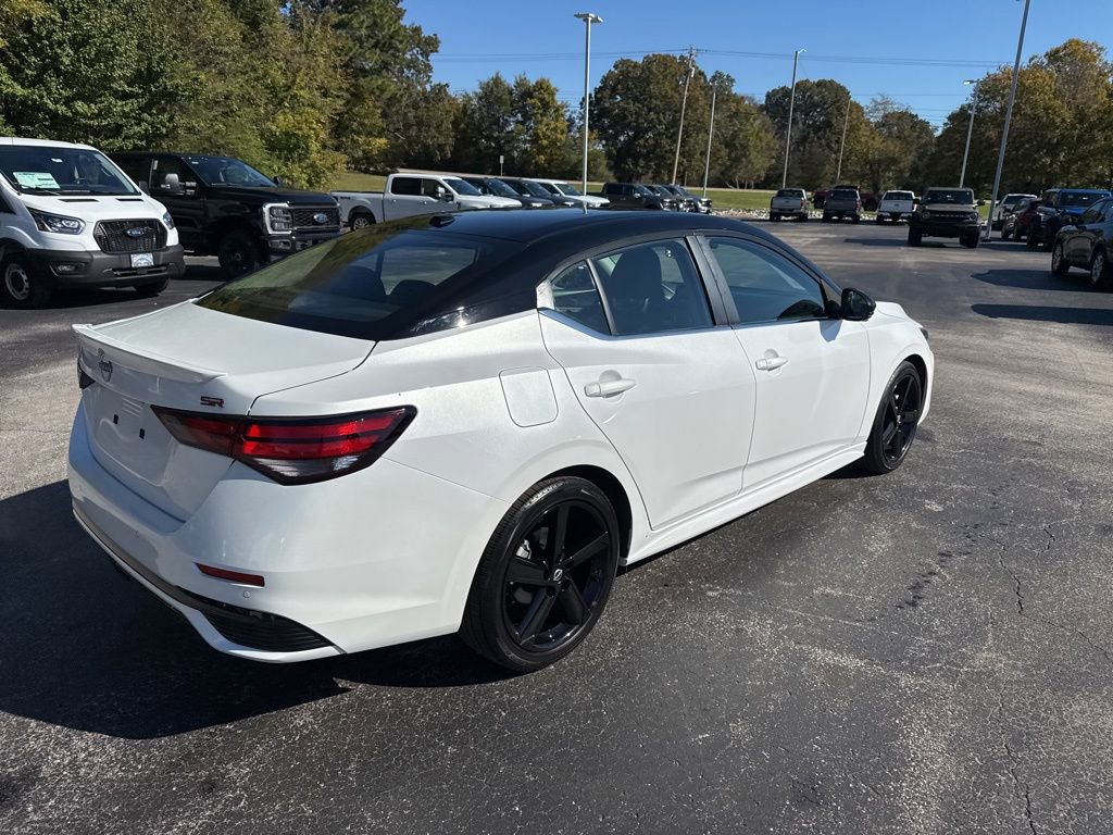 Used 2024 Nissan Sentra SR w/ SR Premium Package image 3