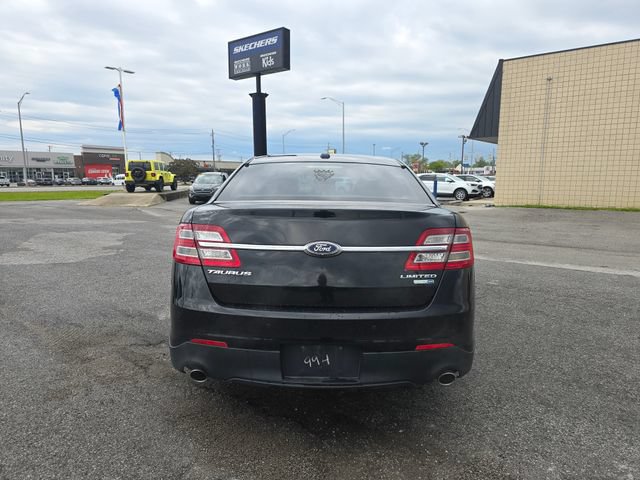 Used 2017 Ford Taurus Limited AWD/4WD image 6