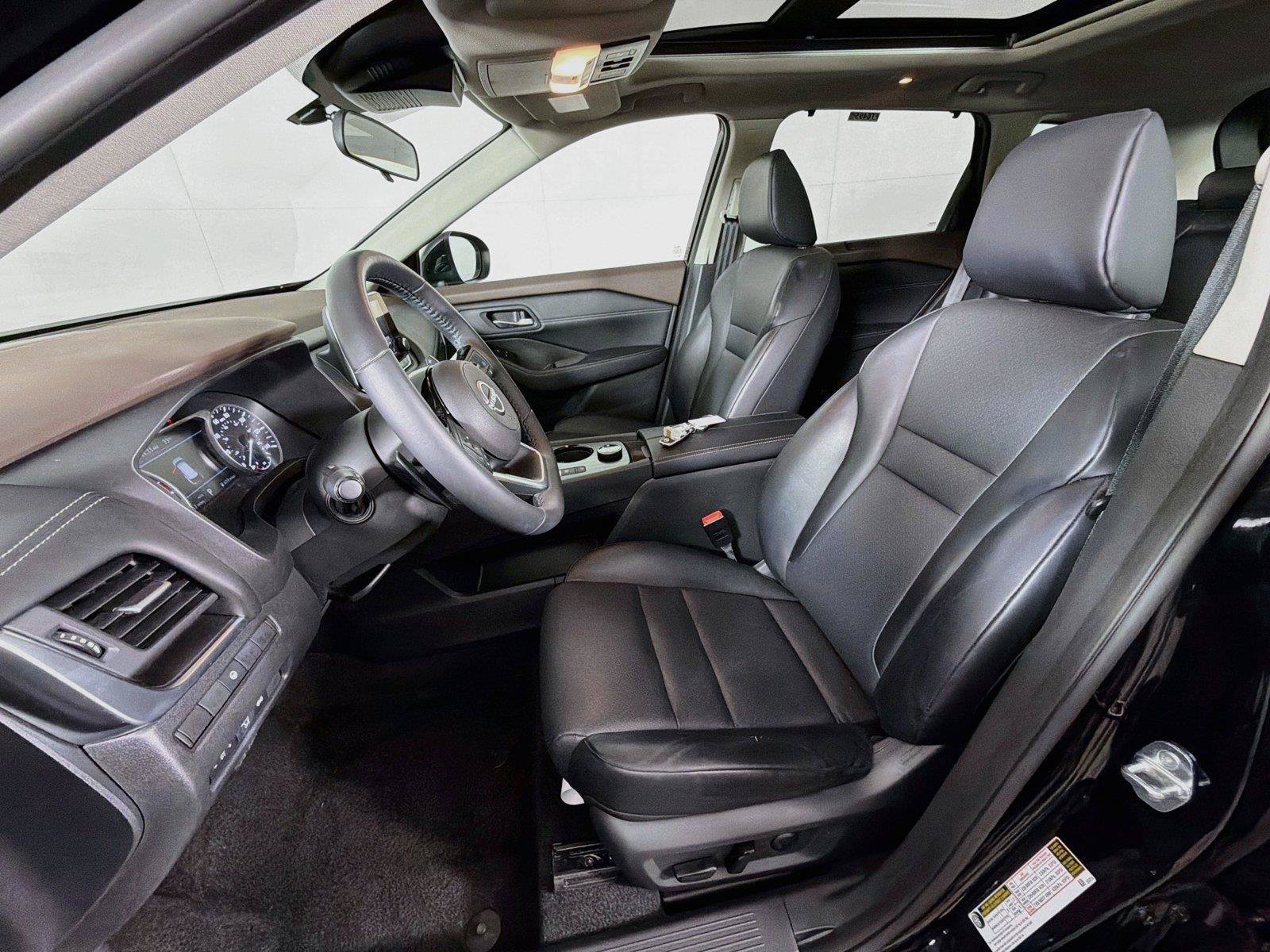 Used 2023 Nissan Rogue SV w/ SV Premium B Package AWD/4WD image 2